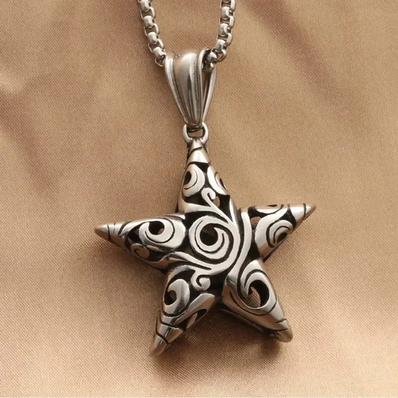 Star Chain - Picture 3 of 3